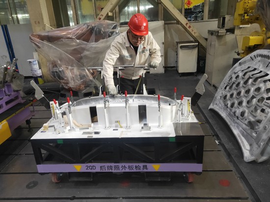攻克关键核心技术难题 开创新局面——记天津汽车模具股份模具技术研究院院长常青的网络技术探索